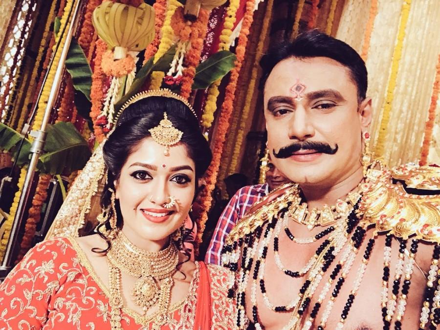 Actor Darshan and Meghana Raj from Kurukshetra movie. Darshan,Meghana Raj,Arjun Sarja,Kurukshetra,Kurukshetra first look,kurukshetra first look posters,Kurukshetra movie,Darshan in Kurukshetra