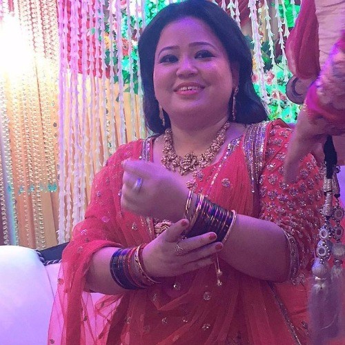 Bharti Singh Bangle ceremony stills. Bharti Singh and Harsh Limbachiyaa,Bharti Singh and Harsh Limbachiyaa wedding,Bharti Singh and Harsh Limbachiyaa marriage,Bharti Singh,Bharti Singh Bangle Ceremony
