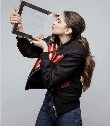 Deepika Padukone recently won an award for marking 20 M followers on Instagram. The actress shared her milestone achievement by posting a picture of her happily holding her award. To the fact that she is the most followed Asian Woman, Deepika has continued to amass a huge fan following ever since her Bollywood debut. Showing her excitement, Deepika took to her Instagram sharing, "Was so excited to receive this today!This milestone will always be special!Thank you @instagram ". Deepika enjoys a humongous fan following across the globe, a proof of which is seen on her social media accounts on Instagram, Twitter and Facebook. Padmavati actress Deepika Padukone,Deepika Padukone,Padmavati,Deepika Padukone Instagram,Deepika Padukone 20 M followers on Instagram
