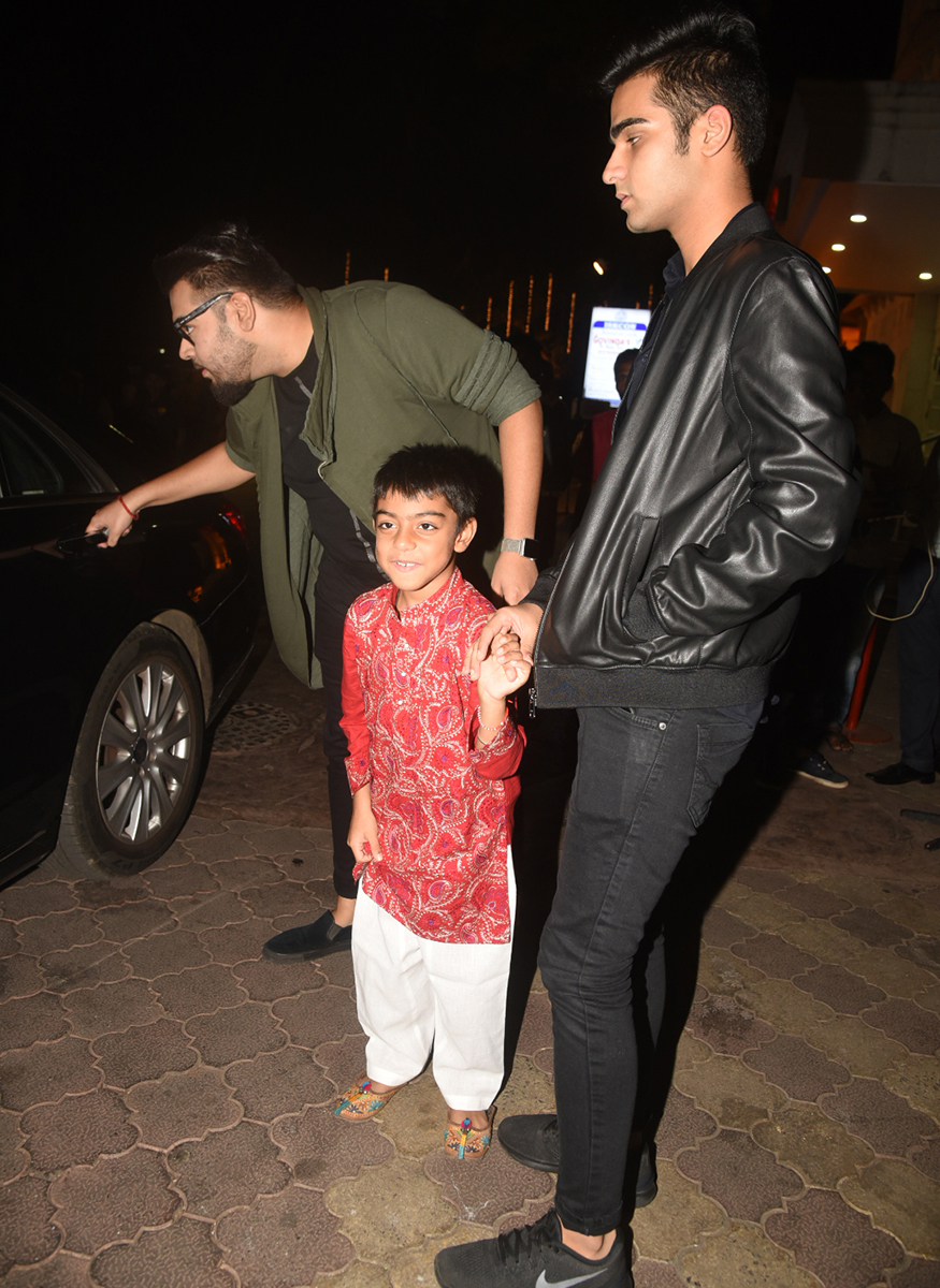 Ajay Devgn's son Yug Devgn at Ishita Dutta and Vatsal Sheth wedding. Ajay Devgn,Kajol,Ishita Dutta and Vatsal Sheth wedding,Ishita Dutta and Vatsal Sheth,Ishita Dutta and Vatsal Sheth wedding marriage,Ishita Dutta and Vatsal Sheth wedding pics,Ishita Dutta and Vatsal Sheth wedding images,Ishita Dutta and Vatsal Sheth weddi