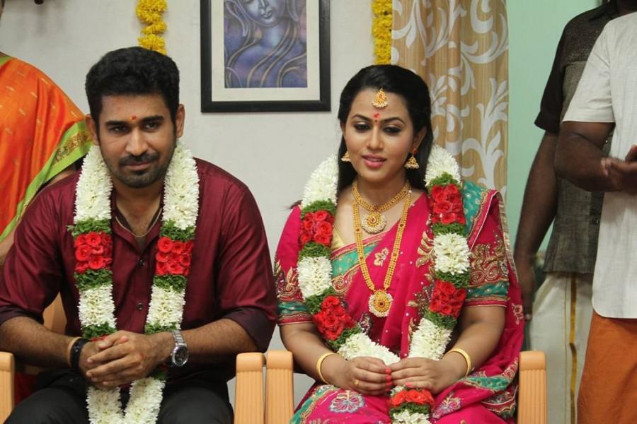 Starring Vijay Antony and Diana Champika in the lead role, while Mahima, Jewel Mary, Radharavi, Kaali Venkat appears in the supporting role. Vijay Antony,Diana Champika,Annadurai movie stills,Annadurai movie pics,Annadurai movie images,Annadurai movie pictures,Annadurai movie photos,Annadurai pics,Annadurai images,Annadurai stills,Annadurai pictures,Annadurai photos