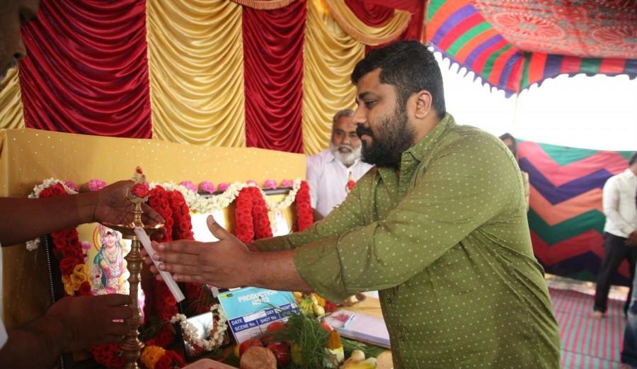 Producer KE Gnanavel Raja at GajiniKanth movie launch. Arya,Gnanavel Raja,RJ Balaji,GajiniKanth movie launch,GajiniKanth movie pooja,GajiniKanth,GajiniKanth movie pooja pics,GajiniKanth movie pooja images,GajiniKanth movie pooja stills,GajiniKanth movie pooja pictures,GajiniKanth movie pooja photos