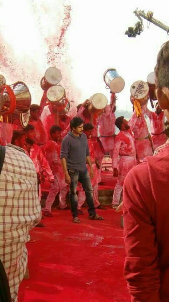 Power Star Pawan Kalyan's Agnathavasi song shoot in Varanasi. Power Star Pawan Kalyan,Agnathavasi,Agnathavasi song,Agnathavasi opening song,Agnathavasi songs,Pawan Kalyan shoots Agnathavasi song
