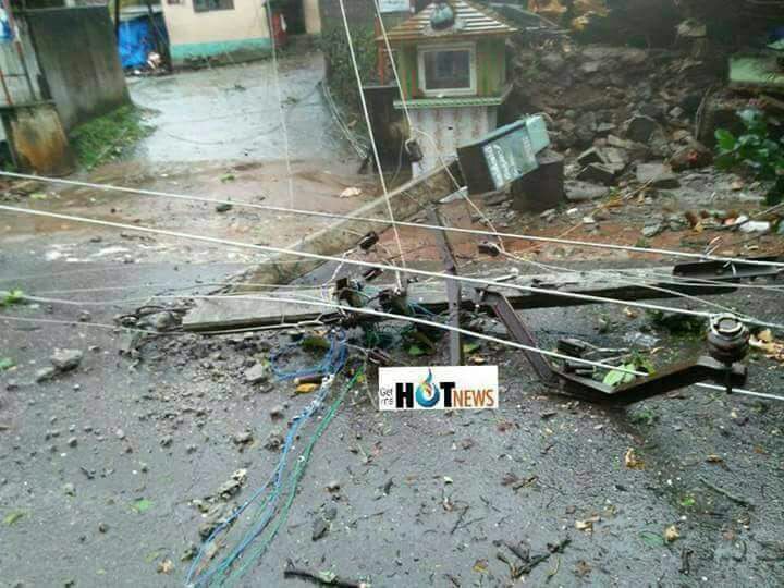 Cyclone Ockhi brings heavy rains, strong winds to Kanyakumari. Cyclone Ockhi,Cyclone Ockhi kerala,Cyclone Ockhi in Kanyakumari,Cyclone,Cyclone in Kanyakumari,Kanyakumari,Kanyakumari rain