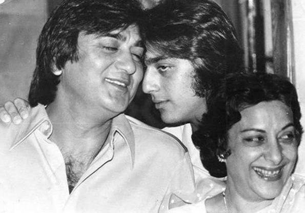 The picture is a candid picture where you see the bond of the family and how they were enjoying that particular moment. Sanjay has posted a picture with the caption, “They made me what I am today!! Miss you Mom and Dad ❤ #throwbackthursday”. It is definitely a treat to the audience, as very little is been known about the bond they shared. The only time we’ve seen the bond of the father-son duo is on reel in Munnabhai MBBS. Sanjay Dutt,actor Sanjay Dutt,Sanjay Dutt with parents,Sanjay Dutt with his parents,Sanjay Dutt shared a priceless picture