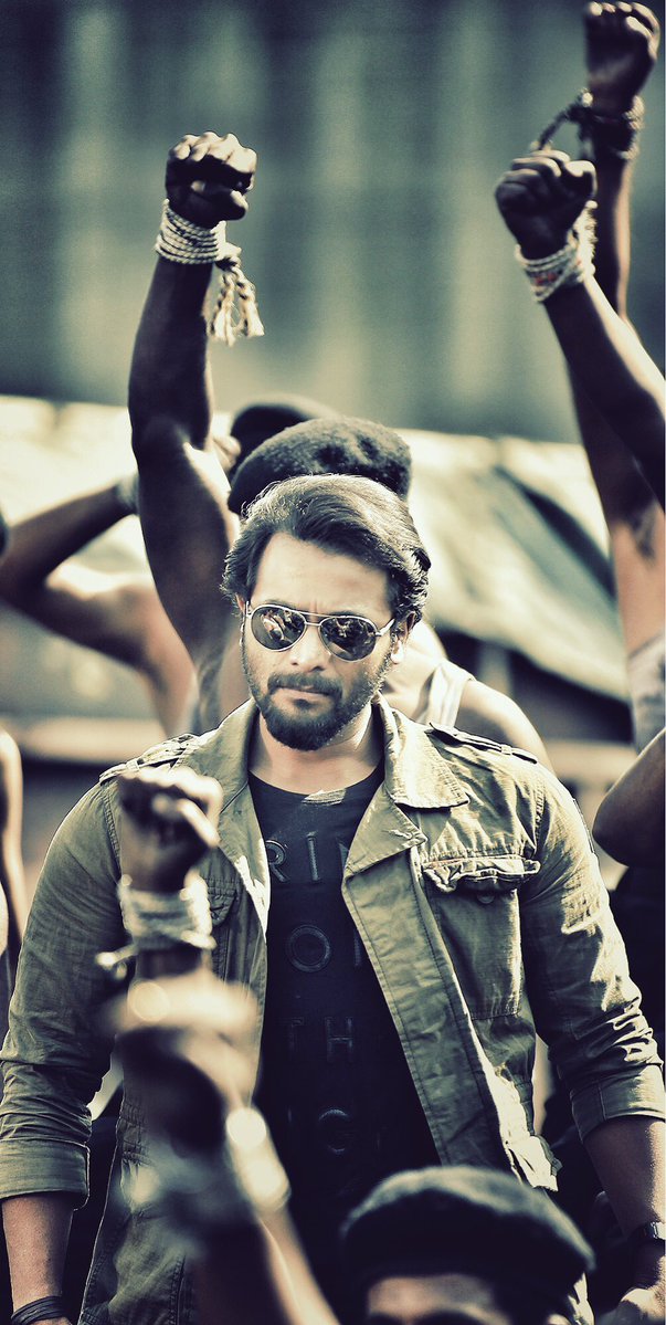The film is scheduled for a worldwide release on December 1, 2017. Shiva Rajkumar,Sriimurali,Mufti movie stills,Mufti movie pics,Mufti movie images,Mufti movie pictures,Mufti stills,Mufti pics,Mufti images,Mufti photos,Mufti pictures