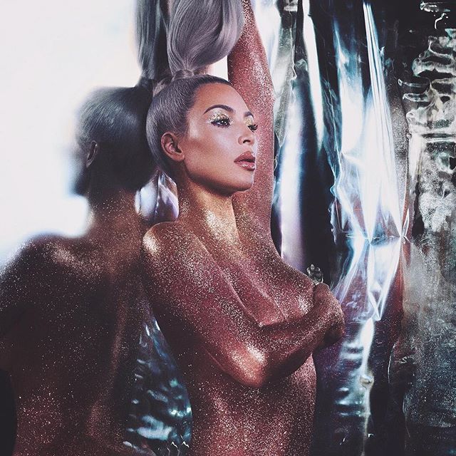 Model Kim Kardashian breaks the internet by posing nude in glitter body paint for KKW beauty line. Kim Kardashian,Kim Kardashian Kanye West,Kim Kardashian nude,Kim Kardashian nude pics,kim kardashian nude selfie,Kim Kardashian nude glitter photo,Kim Kardashian nude images,Kim Kardashian nude stills,Kim Kardashian nude pictures