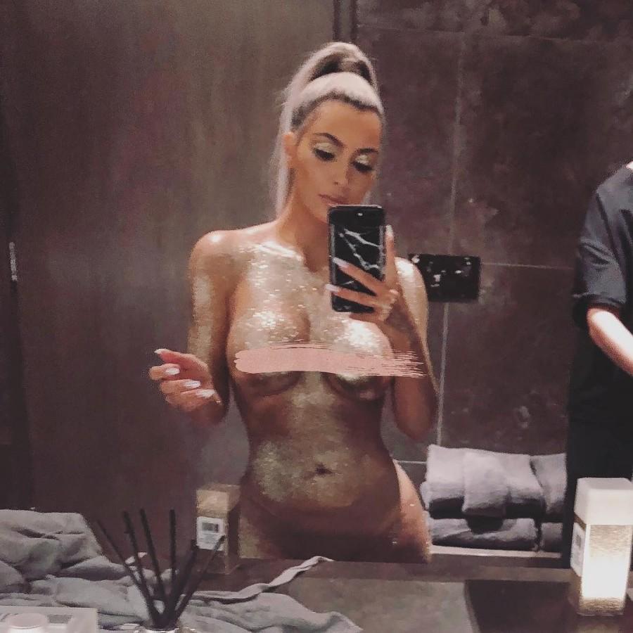 Kim Kardashian breaks the internet by posing nude in glitter body paint for  KKW beauty line - Photos,Images,Gallery - 78446