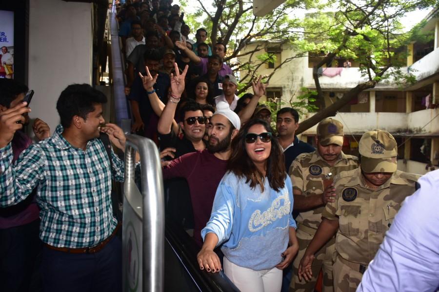 The makers of Fukrey Returns have left no stone unturned to promote their film. Fukrey Returns is all set to recreate the magic of 2013 sleeper hit Fukrey, the high on humor trailer has generated immense buzz amongst the audiences. Pulkit Samrat,Richa Chadha,Varun Sharma,Manjot Singh,Team Fukrey Returns,Fukrey Returns,Fukrey Returns team