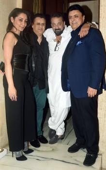 Sanjay and Manyata Dutt pose with friends during Manish Malhotra