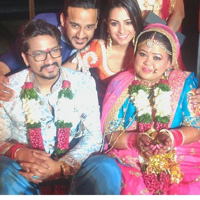 Bharti Singh ties the knot with Haarsh Limbachiyaa. Bharti singh,Bharti Singh wedding,Bharti Singh wedding inside photos,Bharti Singh wedding inside videos,Bharti Singh marriage photos videos,Bharti Singh husband,Bharti Singh harsh limbachiyaa,bharti singh harsh limbachiyaa wedding photos