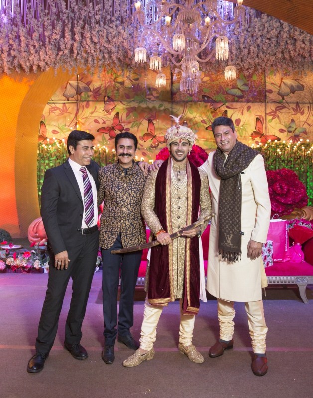 Actor Jiten Lalwani, Kawaljeet Singh with Abhishek Bajaj. Abhishek Bajaj and Akanksha Jindal,Abhishek Bajaj,Akanksha Jindal,Abhishek Bajaj's wedding pictures,Abhishek Bajaj wedding pics,Abhishek Bajaj wedding images,Abhishek Bajaj wedding stills,Abhishek Bajaj wedding pictures,Abhishek Bajaj wedding photos