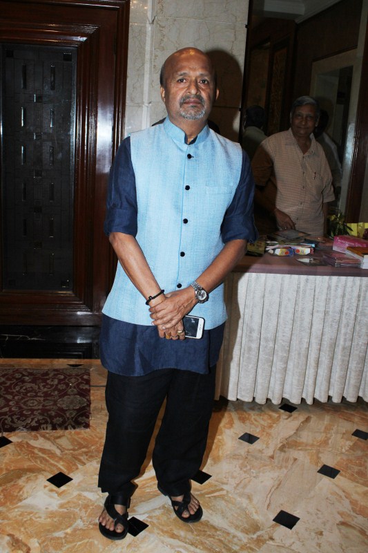 Sameer at Brahmakumari Sister Shivani's spiritual talk at Hotel Sea Princess. Gracy Singh,Sushmita Sen,Bhagyashree,Kitu Gidwani,Ramesh Goyal,Sharad Kapoor,Amita Nangia,Neelima Azeem,Kavita Seth,Director Prem Soni,Writer Avi,Pinky Roshan,lyricist Sameer,Narayan Agarwal,Mitul Pradeep