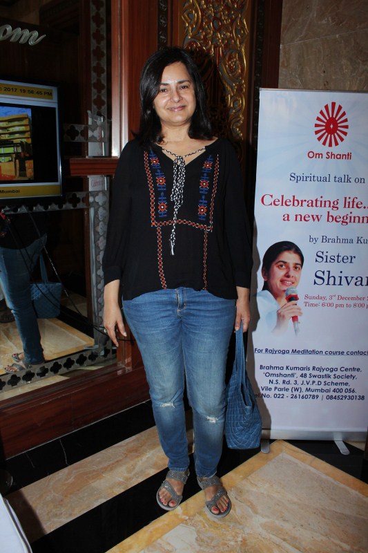 Kitu Gidwani at Brahmakumari Sister Shivani's spiritual talk at Hotel Sea Princess Gracy Singh,Sushmita Sen,Bhagyashree,Kitu Gidwani,Ramesh Goyal,Sharad Kapoor,Amita Nangia,Neelima Azeem,Kavita Seth,Director Prem Soni,Writer Avi,Pinky Roshan,lyricist Sameer,Narayan Agarwal,Mitul Pradeep