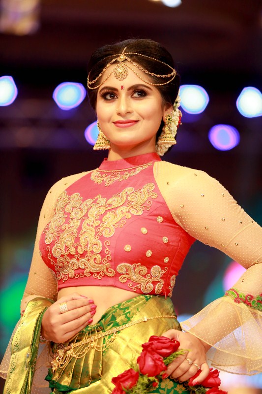 Malayalam Actress Madonna Sebastian (Premam), Parvathy Nambiar (Leela, 7 Sundara Rathrikal), Amrutha Anna Reji (Angamaly Diaries ), Anjali Nair, Sruthy Lakshmi, Megha Mathew, Rahul Ravi (D4 dance host) were the celebrity showstoppers. Madonna Sebastian,Parvathy Nambiar,Sruthy Lakshmi,Indian Fashion League season 2,Indian Fashion League,Anjali Nair,Megha mathew,Rahul Ravi,Miraj Anwar,Anwar A. T,Parvathy Nambiar,Zulfi