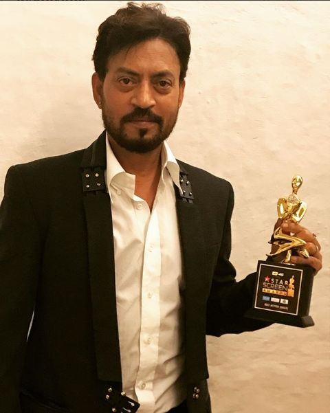 Irrfan was nominated alongside the likes of Shahrukh Khan for Raees, Varun Dhawan for Badrinath Ki Dulhaniya, Aamir Khan for Dangal. He went home with his award in hand which was held at an event in Mumbai last night. Irrfan Khan,actor Irrfan Khan,Irrfan Khan Best Popular Actor,Irrfan Khan at Star Screen Awards,Star Screen Awards