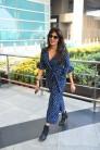 Chitrangda has nailed the chick look In her new spotting. Donning a Polka dot jumpsuit and pairing it up with black heel boots and dark brown shades. The actress who has recently wrapped up her schedule of Saheb Biwi Aur Gangster 2 was spotted in a chic look Chitrangda who was recently in the news for debuting as a producer for the story of ace Hockey player Sandeep Singh which would be played by Diljeet Dosanjh on screen, was in New Delhi to fulfill her work commitments. The actress loves opting for new looks and experiments with her fashion style. She is known to make quite a fashion statement!