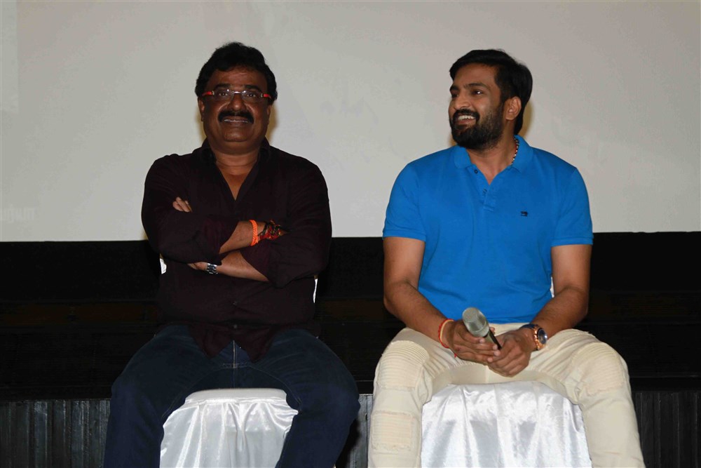 VTV Ganesh, Santhanam spotted at Sakka Podu Podu Raja press meet. Sakka Podu Podu Raja press meet,Sakka Podu Podu Raja,Santhanam,VTV Ganesh,Robo Shankar,Sakka Podu Podu Raja press meet pics,Sakka Podu Podu Raja press meet images,Sakka Podu Podu Raja press meet stills,Sakka Podu Podu Raja press meet pictures,Sakka Podu P