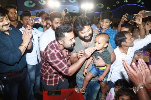 Thiruttu Payale 2 Movie Success Celebration With Audience at Kamala Cinemas. Celebs like Bobby Simha, Prasanna, Susi Ganesan, Kamala Cinemas Owner CT Ganesan at the event.