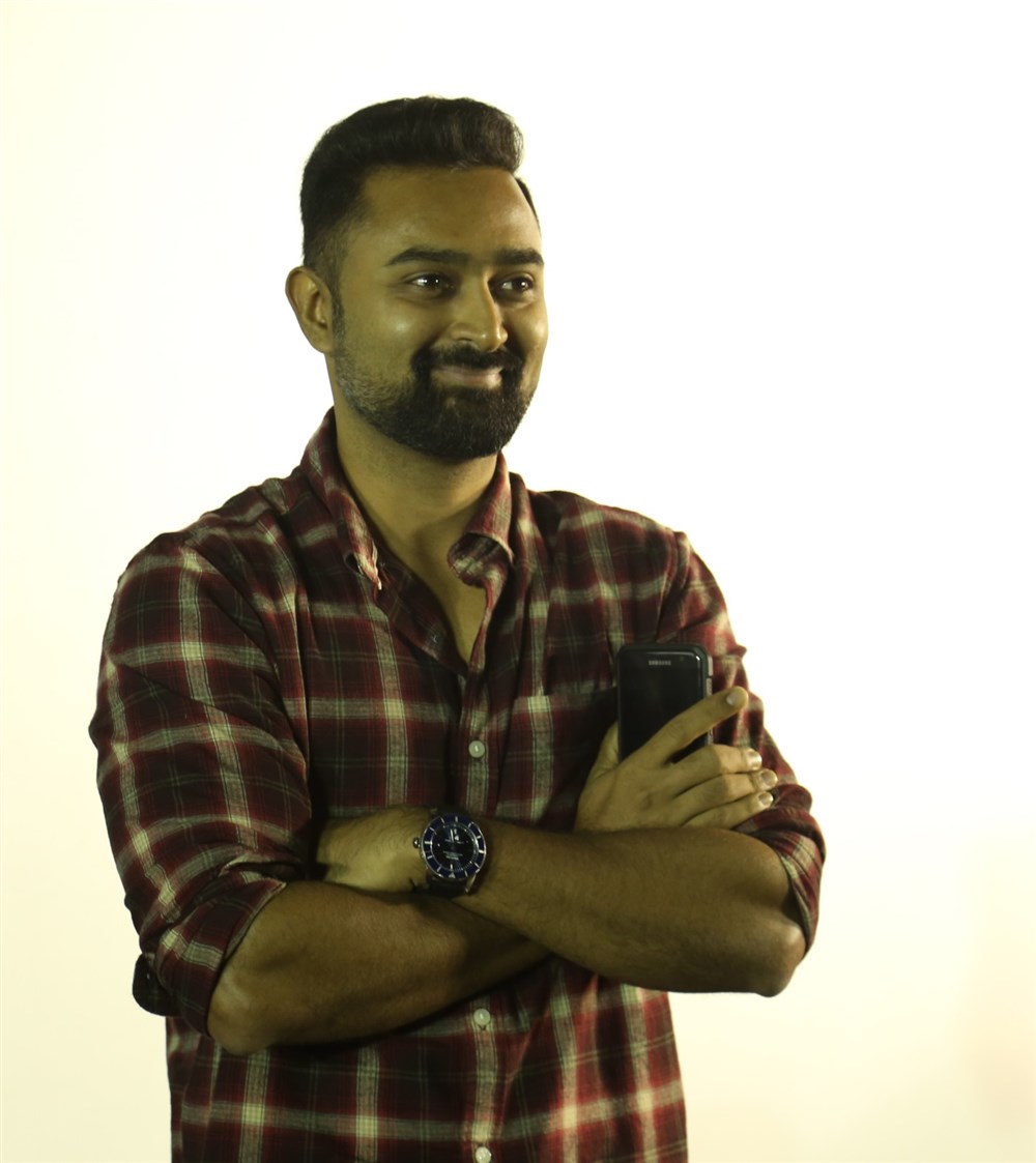 Prasanna at Thiruttu Payale 2 success celebration. Bobby Simha,Prasanna,Thiruttu Payale 2 success celebration,Thiruttu Payale 2,Thiruttu Payale 2 celebration,Thiruttu Payale 2 success meet,Thiruttu Payale 2 success meet pics,Thiruttu Payale 2 success meet images,Thiruttu Payale 2 success meet stills,Thiru