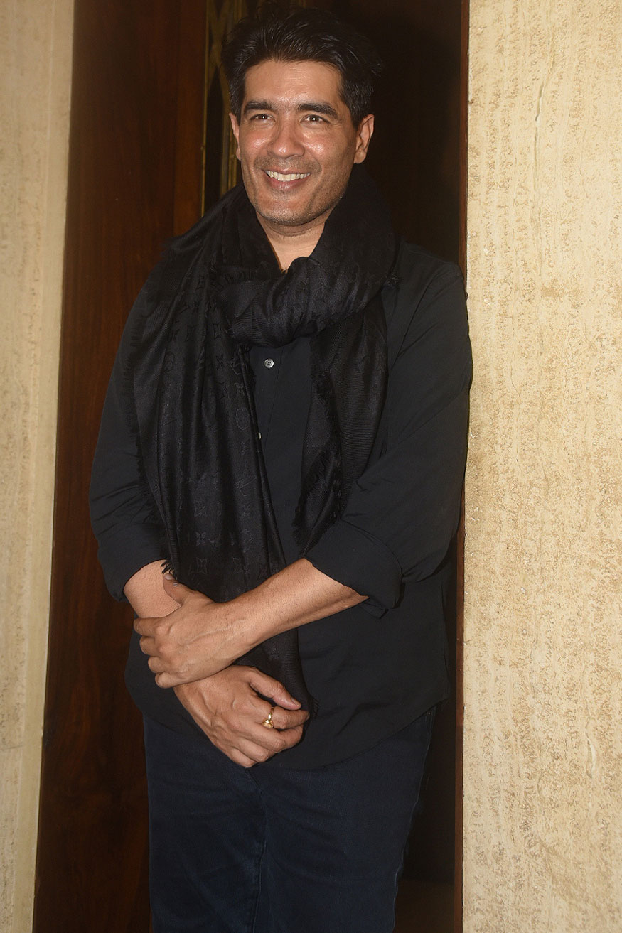 Fashion Designer Manish Malhotra poses for the cameras during his birthday party in Bandra. Aditi Rao Hydari,Anil Thadani,Raveena Tandon,Huma Qureshi,Karan Johar,Sonakshi Sinha,Sophie Choudry,Manish Malhotra's Birthday Bash,Manish Malhotra Birthday Bash,celebs at Manish Malhotra Birthday Bash
