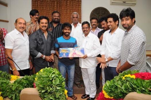 Trisha Illana Nayanthara Movie Team Meet With Sarathkumar