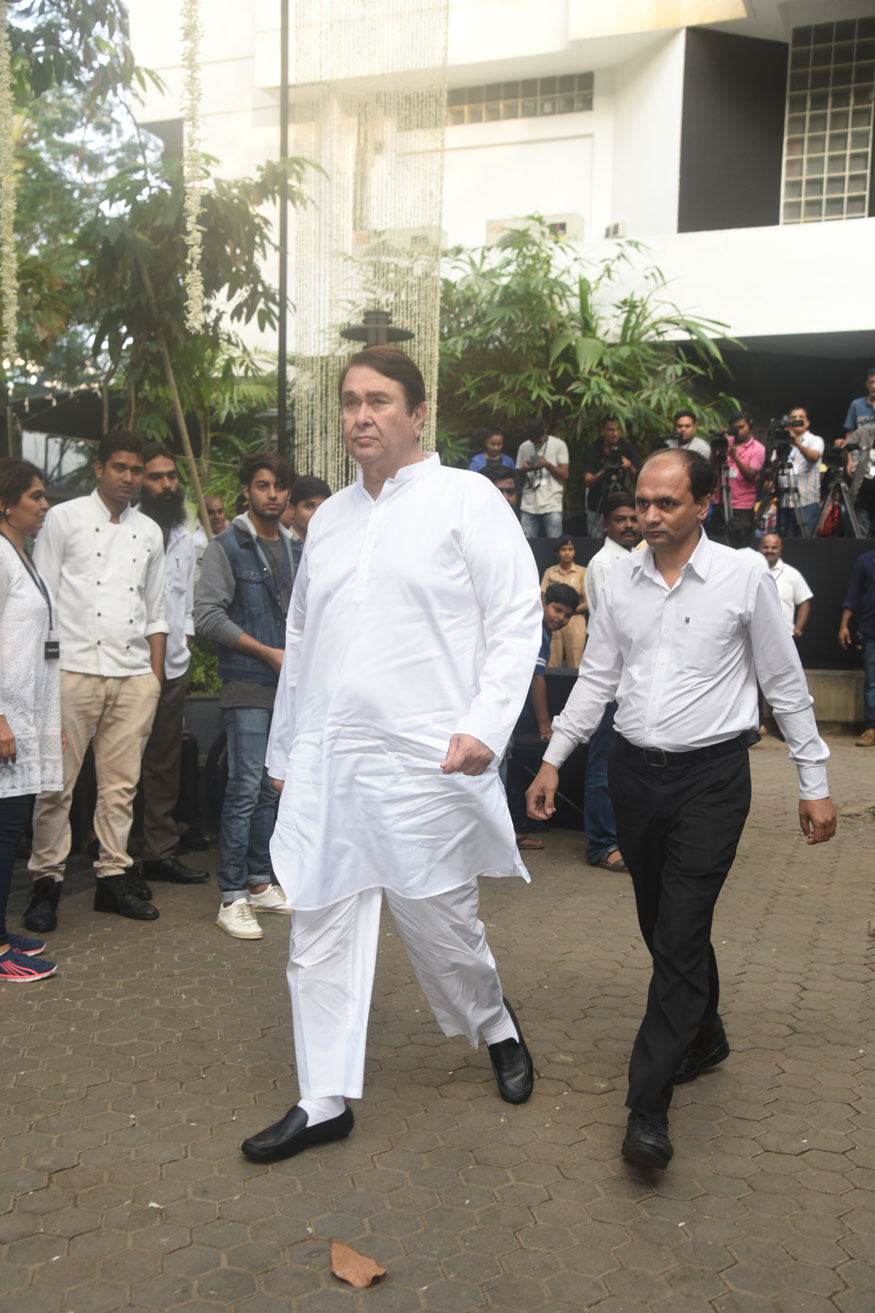 Randhir Kapoor spotted at Shashi Kapoor's Prayer meet at Prithvi Theatre in Mumbai on December 7, 2017. Randhir Kapoor,Chunky Pandey,Karisma,Nandita Das,Rakesh Roshan,Shashi Kapoor prayer meet,celebs at Shashi Kapoor prayer meet,Shashi Kapoor prayer meet pics,Shashi Kapoor prayer meet images,Shashi Kapoor prayer meet stills,Shashi Kapoor prayer meet picture