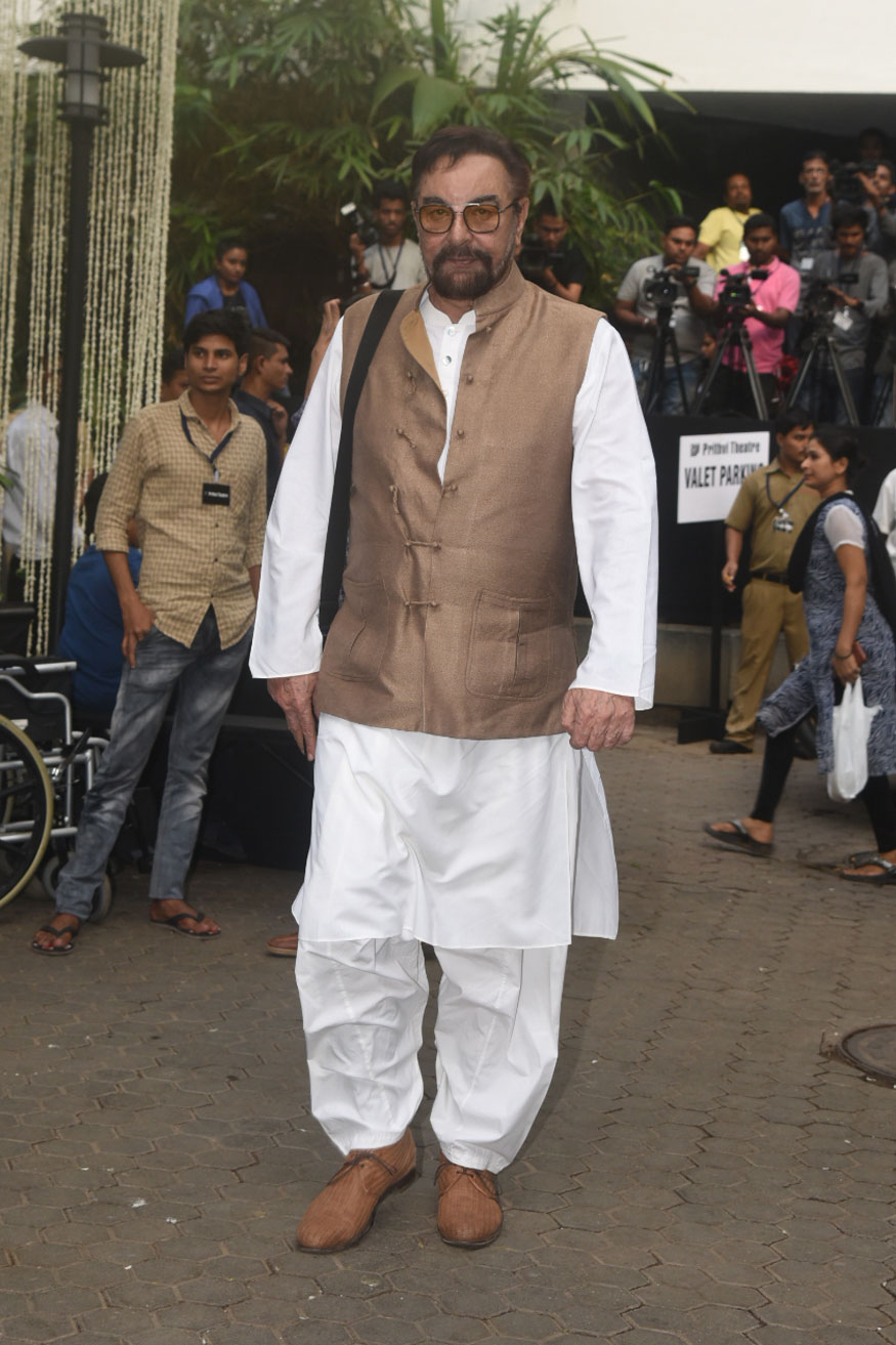 Kabir Bedi spotted at Shashi Kapoor's Prayer meet at Prithvi Theatre in Mumbai on December 7, 2017. Randhir Kapoor,Chunky Pandey,Karisma,Nandita Das,Rakesh Roshan,Shashi Kapoor prayer meet,celebs at Shashi Kapoor prayer meet,Shashi Kapoor prayer meet pics,Shashi Kapoor prayer meet images,Shashi Kapoor prayer meet stills,Shashi Kapoor prayer meet picture