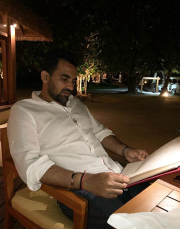 Zaheer Khan and Sagarika Ghatge share honeymoon photos from Maldives Zaheer Khan and Sagarika Ghatge,Zaheer Khan,Sagarika Ghatge,Zaheer Khan and Sagarika Ghatge in Maldives