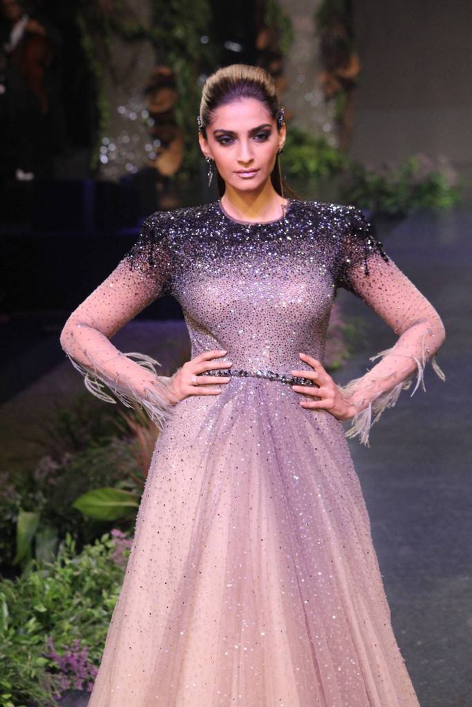Sonam Kapoor at Blenders Pride Fashion Tour 2017. Sonam Kapoor,actress Sonam Kapoor,Sonam Kapoor at Blenders Pride Fashion Tour 2017,Blenders Pride Fashion Tour 2017,Blenders Pride Fashion Tour