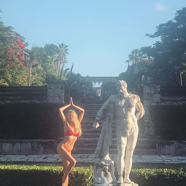 Charlotte McKinney post raunchy images on Instagram. Busty Baywatch babe,Charlotte McKinney,Charlotte McKinney raunchy stills,Charlotte McKinney raunchy pics,Charlotte McKinney raunchy images,Charlotte McKinney hot stills,Charlotte McKinney hot pics,Charlotte McKinney hot images,Charlotte McKinney hot photo