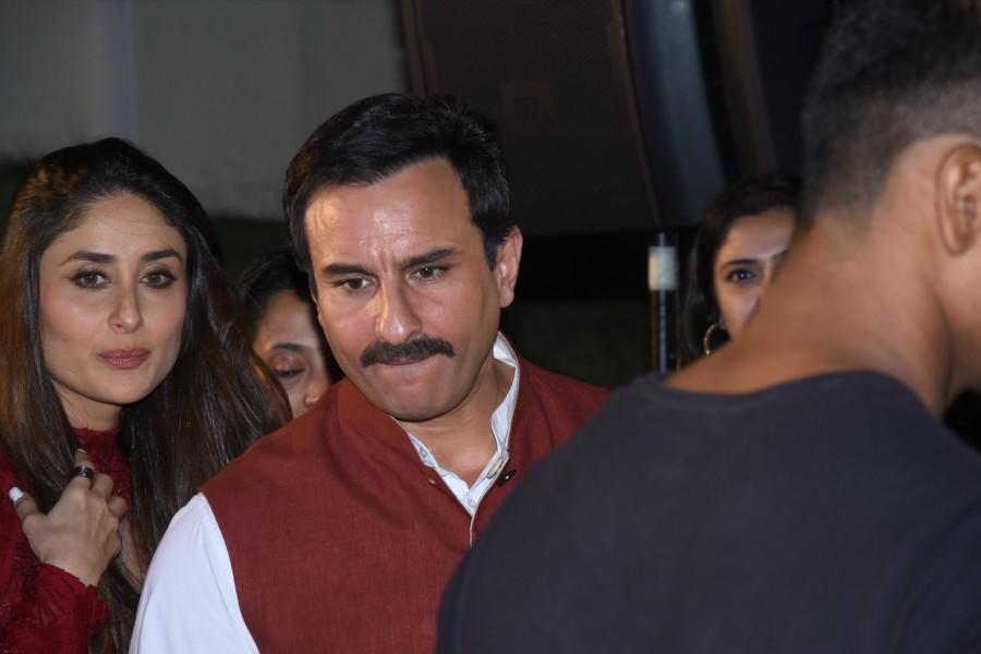 Kareena Kapoor Khan steps out in a daring dress at Book Launch. Kareena Kapoor,Kareena Kapoor Khan,Saif Ali Khan,Soha Ali Khan book launch,Soha Ali Khan book launch event,Kareena Kapoor hot pics,Kareena Kapoor hot images,Kareena Kapoor hot stills,Kareena Kapoor hot pictures