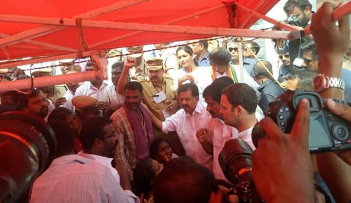 A huge turnout of local fisherfolk at Poonthura and Vizhinjam heard the Congress leader patiently. These two villages accounted for the maximum deaths among fishermen -- over 30 -- in the cyclone. More than 70 are still missing. Cyclone Ockhi,Rahul Gandhi,Congress President-elect Rahul Gandhi,Congress President,#RahulWithFishermen,Rahul with Fishermen,Fishermen