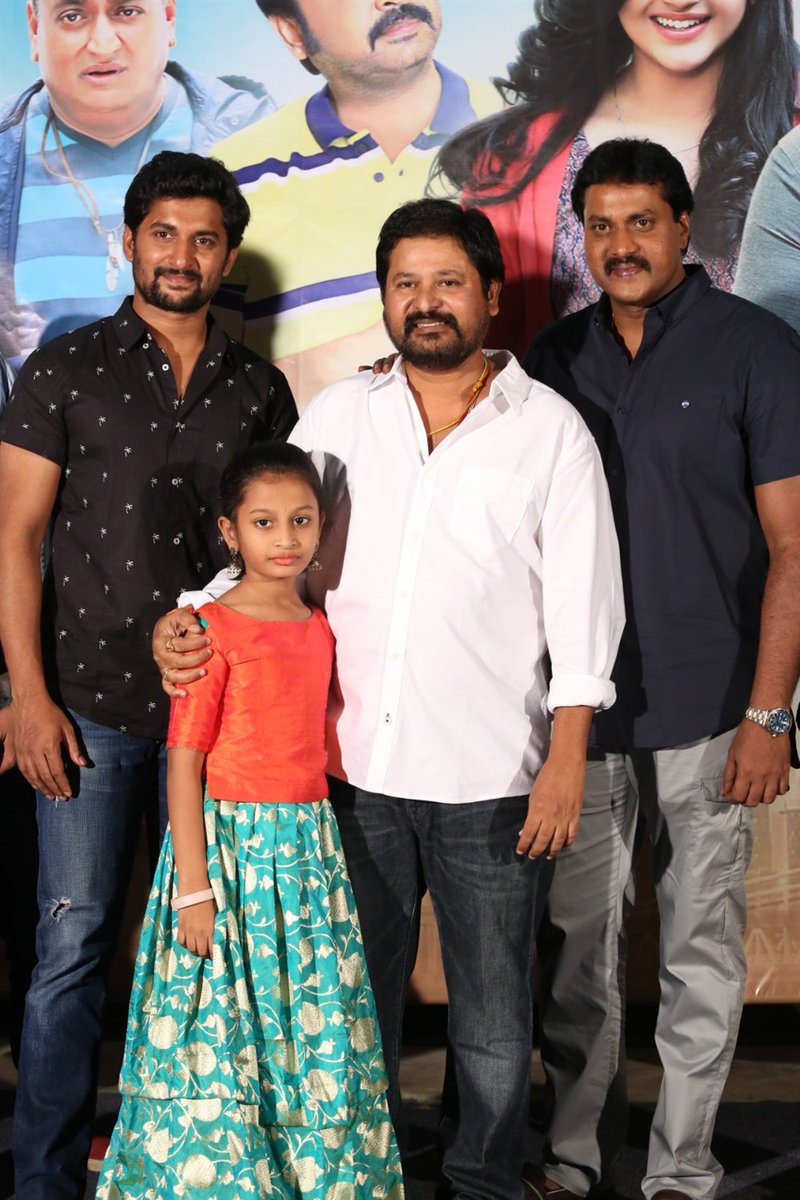 Telugu Movie Countries audio launch event held at Hyderabad. Celebs like Nani, Sunil, BVS Ravi, Raja Ravindra, Anil Ravipudi and others graced the event. Nani,Sunil,2 Countries,2 Countries audio launch,2 Countries music launch,2 Countries audio launch pics,2 Countries audio launch images,2 Countries audio launch stills,2 Countries audio launch pictures,2 Countries music launch pics,2 Countries music launch