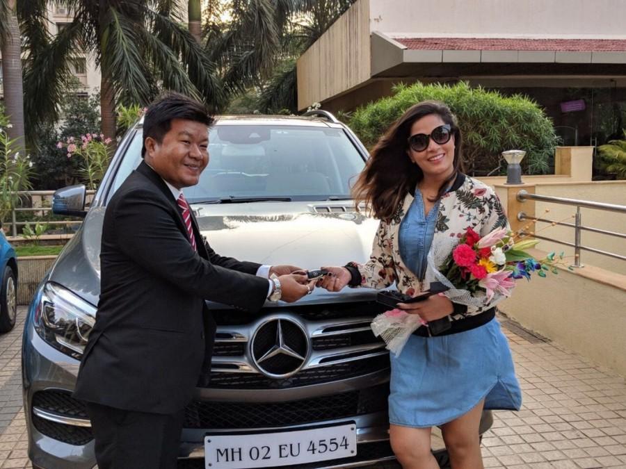 The actress recently celebrated the special moment by gifting herself a brand new car. Taking it on social media Richa Chadha, posted a picture of her new luxurious silver beauty which is a Mercedes Benz GLE. It also is an early gift Richa has gifted herself a few days ahead of her birthday. Richa Chadha,actress Richa Chadha,Fukrey Returns,Fukrey Returns sucess,Bholi Punjaban