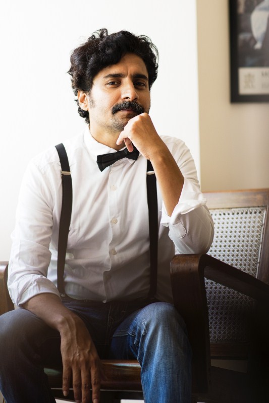 Chandan Roy Sanyal is ready for Directorial Debut Chandan Roy Sanyal, who is known for his breakthrough performance in Kaminey and for playing effortless roles in the movies like Prague, Jab Harry Met Sejal with Shahrukh Khan and Chef with Saif Ali Khan. He is also very popular for his google advt. and for some who don't know, he has also directed four short films like 35MM, Hiroshima, Elementa & Azaad. Prague,Jab Harry Met Sejal,Shah Rukh Khan,Chandan Roy Sanyal,actor Chandan Roy Sanyal