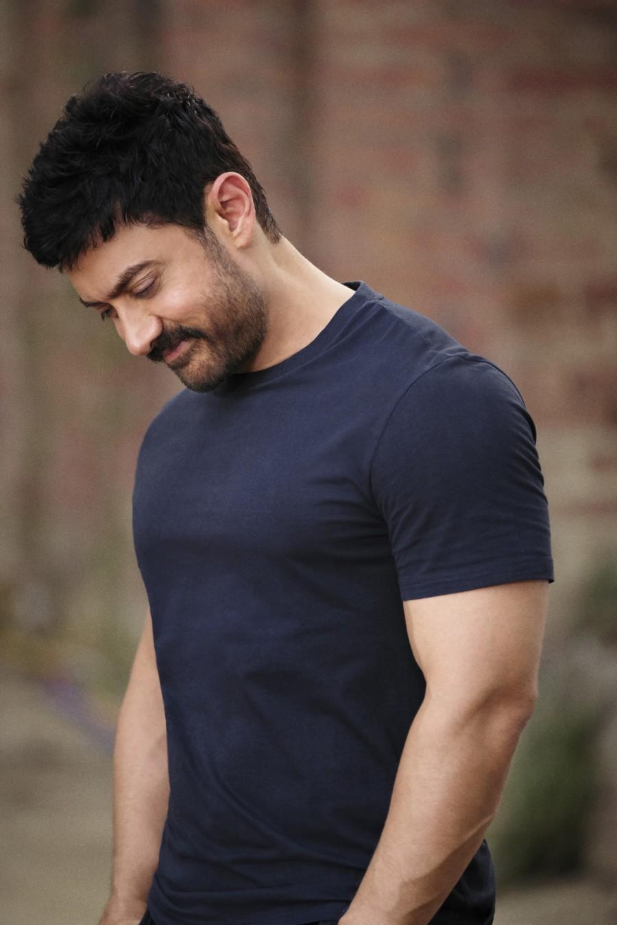 The film had one the most credible names in the industry, Aamir Khan strongly backing it. Over the years, Aamir Khan has earned the privilege of attracting cinema goers to buy tickets that bear his name. This clearly shows the immense creative power that Aamir Khan exhibits. When his name is attached to a film, there is a certain kind of expectation that audiences have. There is a high level of trust and confidence that there will be entertainment here. In fact, we even hear of audiences who only and only step out to watch an Aamir Khan film. Aamir Khan,actor Aamir Khan,Aamir Khan sucess,Aamir Khan box office,Thugs of Hindostan