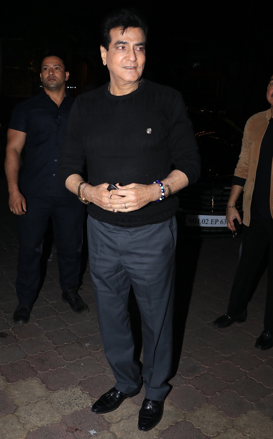 Jeetendra is seen arriving at Prem Chopra celebrates 60 Years in Film Industry. Prem Chopra,Prem Chopra 60 years,Veteran actor Prem Chopra,Jeetendra,Rakesh Roshan,Sharman Joshi