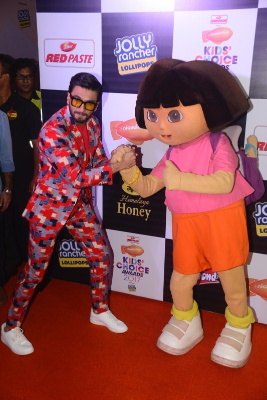 "Performing on stage always gives me a huge adrenaline rush but performing live for kids at the Kid's Choice Awards was just next level in terms of madness. The kids are so full of love and positivity and energy that I simply had the best time ever on stage," Ranveer said in a statement. Alia Bhatt,Ranveer Singh,Varun Dhawan,2017 Nickelodeon Kids' Choice Awards,Nickelodeon Kids' Choice Awards,Nickelodeon Kids' Choice Awards 2017,Kriti Sanon