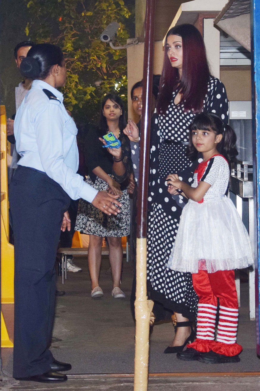 Actress Aishwarya Rai Bachchan with her daughter Aaradhya Bachchan at Dhirubhai Ambani International school at Bandra Kurla Complex in Mumbai. Abhishek Bachchan,Aishwarya Rai,Aishwarya Rai Bachchan,Aaradhya,Aaradhya bachchan