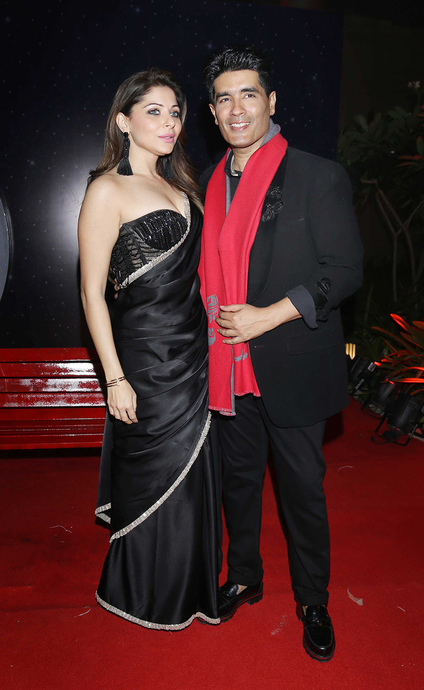Singer Kanika Kapoor poses with Manish Malhotra at Hong Kong Club launch Party. Shilpa Shetty,Diana Penty,Sophie Choudry,Manish Malhotra,Hong Kong Club launch Party,Hong Kong Club launch,Hong Kong Club Party