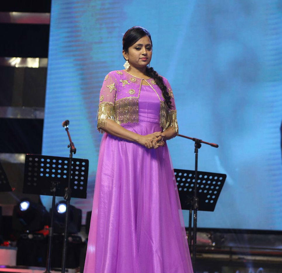 Anchor Suma at Agnyathavaasi music launch. Pawan Kalyan,Keerthy Suresh,Anu Emmanuel,Trivikram Srinivas,Agnyathavaasi music launch,Agnyathavaasi music,Agnyathavaasi audio,Agnyathavaasi music launch pics,Agnyathavaasi music launch images,Agnyathavaasi music launch stills