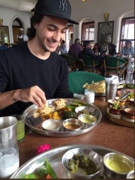 Ayush Sharma is all set to make his Bollywood debut with Salman Khan Films 'Loveratri'. In order to get into the skin of his 'Loveratri' character, Aayush is currently touring Gujrat to soak in the local culture. Loveratri is a film set against the backdrop of Gujarat, the film will have Aayush playing Gujarati boy. It is a love story that unfolds in Gujarat. In order to adapt into the character of a Gujarati boy, Aayush Sharma has joined director Abhiraj and Niren Bhatt on their recce to Ahmedabad. While in the city, the debutant actor treated himself to Gujarati Thali. Aayush was seen gorging on Undhiyu, Raita, Sheera, Dal, Gujarati Kadi, Khaman and many such other dishes. The debutant actor took to his social media and wrote, 