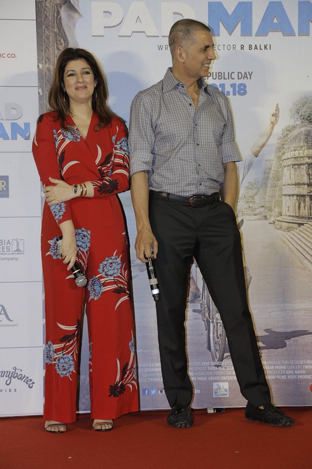 Padman: Akshay Kumar and Twinkle Khanna at Aaj Se Teri song launch. Akshay Kumar,Twinkle Khanna,Aaj Se Teri song launch,Aaj Se Teri,Aaj Se Teri song,Padman,Padman songs,Padman song launch,Radhika Apte