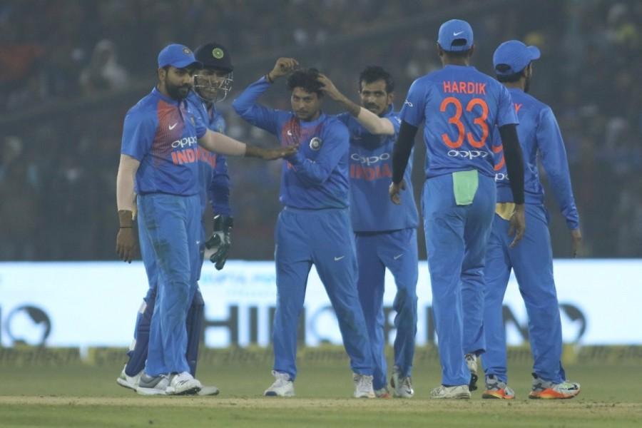 Brief scores: India 180/3 (Lokesh Rahul 61 Mahendra Singh Dhoni 39; Angelo Mathews 1/19). Sri Lanka: 87 (Upul Thranga 23; Yuzvender Chahal 4/23, Hardik Pandya 3/29, Kuldeep Yadav 2/18). India vs Sri Lanka,India vs Sri Lanka 1st T20,India beats Sri Lanka,India trash Sri Lanka,Lokesh Rahul,Mahendra Singh Dhoni,Dhoni
