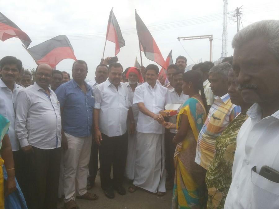 "There will be realignment in the political scenario in Tamil Nadu following the verdict. Political parties may now gravitate towards the DMK without any hesitation as the shadow of 2G case is no more there," Manivannan told IANS. "It is ironical that the DMK lost elections due to the alleged scam in 2G spectrum allocation to telecom companies. Now DMK will claim moral and political victory," Manivannan added. 2G Spectrum Scam Verdict,2G Spectrum Scam,2G Spectrum,Raja,Kanimozhi