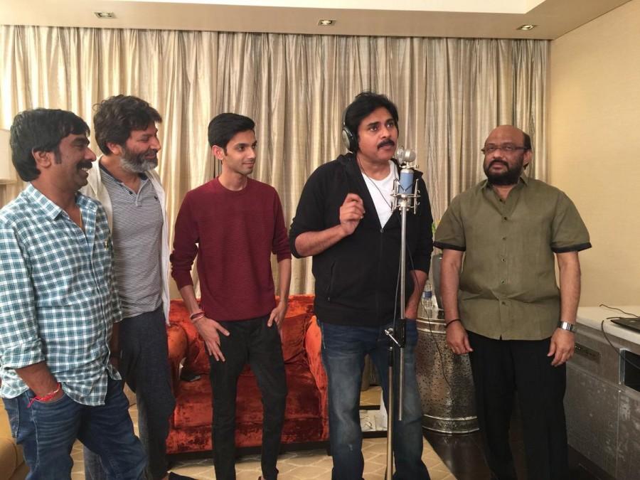 Powerstar Pawan Kalyan crooned a song for AgnyaathavaasI movie. Song will be out on Dec 31st. Powerstar Pawan Kalyan,Pawan Kalyan,Pawan Kalyan sings,Pawan Kalyan sings song,Pawan Kalyan song,Agnyaathavaasi,Agnyaathavaasi songs,Agnyaathavaasi movie songs,PSPK25,Kodaka Koteswara Rao