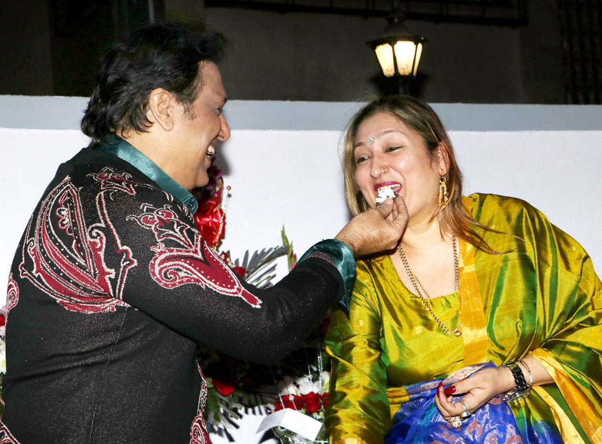 Actor Govinda celebrate his birthday with wife Sunita Ahuja in Mumbai on Dec 21, 2017. Govinda,Govinda birthday,Govinda birthday celebration,Govinda birthday celebration with Media,Govinda birthday celebration pics,Govinda birthday celebration images,Govinda birthday celebration stills,Govinda birthday celebration pictures,Govinda birthday