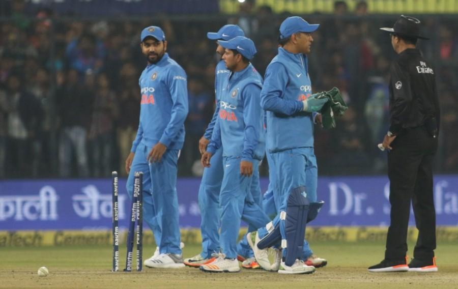 After that, it seemed like the Sri Lankan batsmen were in a hurry. Asela Gunaratne (0) departed on the first ball. Lower order batsmen Chaturanga de Silva (1), Sadeera Samarawickrama (5), Akila Dananjaya (5), Dushmantha Chameera (3), were also dismissed early and cheaply to clinch the issue. Earlier, put in to bat, skipper Rohit Sharma blasted a 35-ball century to power India to the joint-second highest T20I total of 260/5. India beat Sri Lanka by 88 runs,India beat Sri Lanka,India trash Sri Lanka