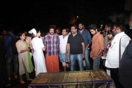 Mahima Nambiar celebrates birthday with GV Prakash Kumar on Ayngaran movie sets.